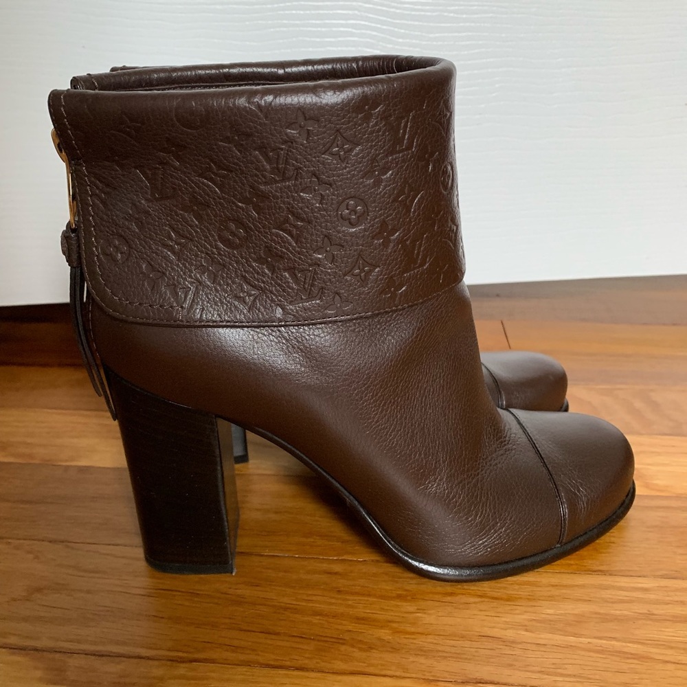 Louis Vuitton monogram imprint ankle boots - Picture 2 of 6